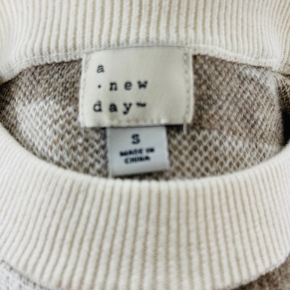 Women’s like new WOT a.new day sweater size S - Picture 16 of 16